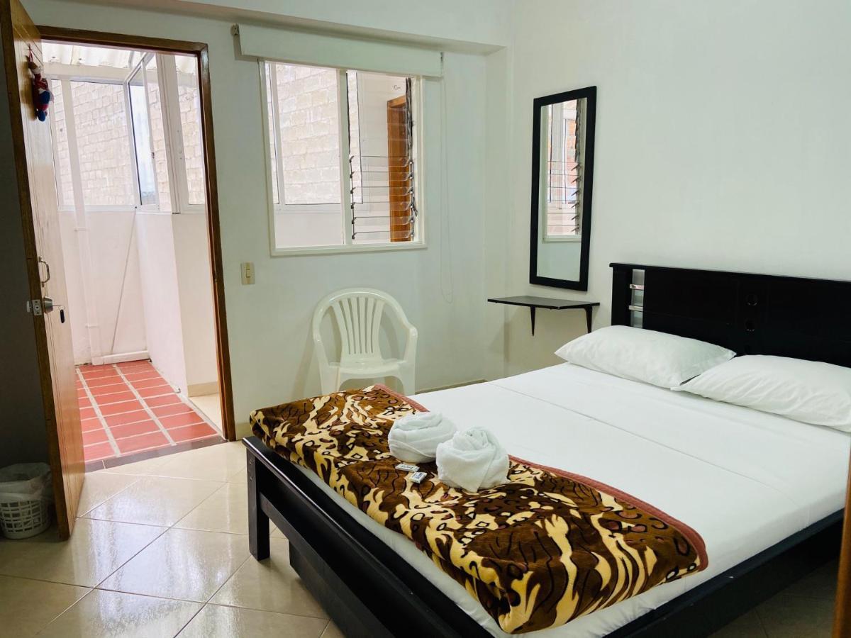 Апартаменти Vivienda Turistica El Zocalo Гуатапе Екстер'єр фото